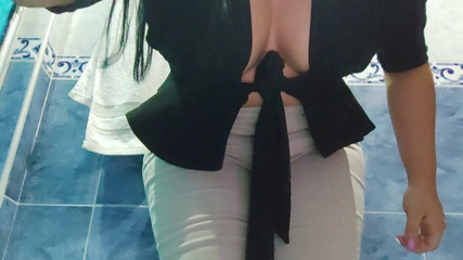 SENSESEX: 애인을 위해 오줌을 싸는 새엄마