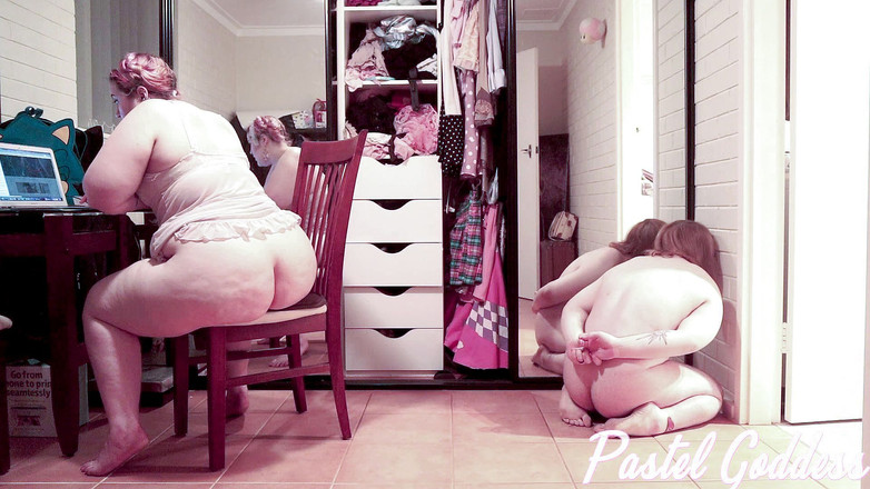 PastelGoddess: Slav sniffar pruttar under hörntid