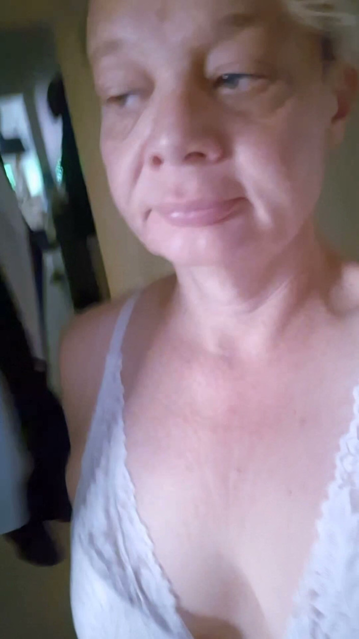 Sofy13: Hola, Cariño, Únete a Mí Para...