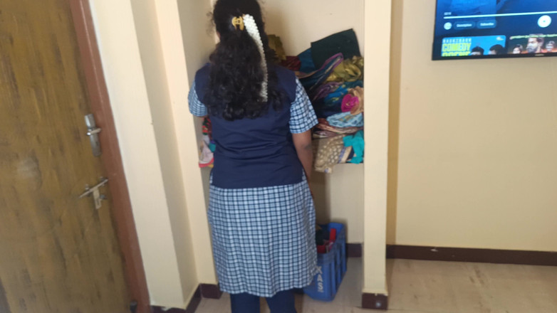 Magilmathi: Schönes desi-mädchen