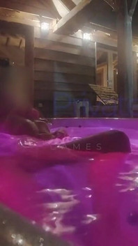 Anal Fuck and Orgasm in the Jacuzzi