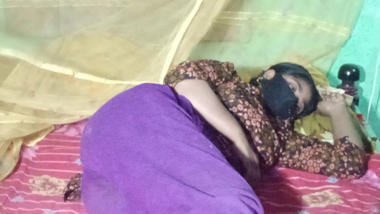 Desimombd: Une belle-mère bangladaise se fait baiser par son beau-fils, audio...