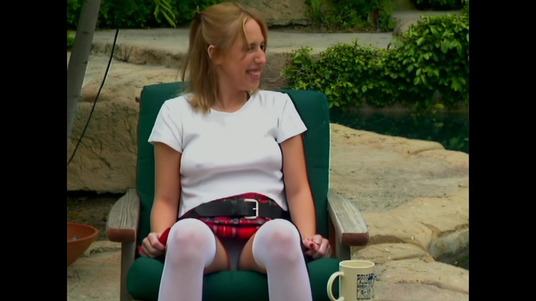 Bewitched!: Blair Segal: Una Giovane Bionda Bellissima Scopata Forte Nel Culo...