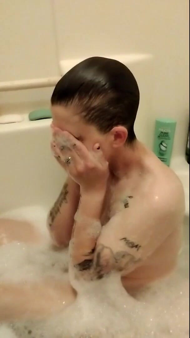 Abby Anna: Watch Me Take a Bubble Bath
