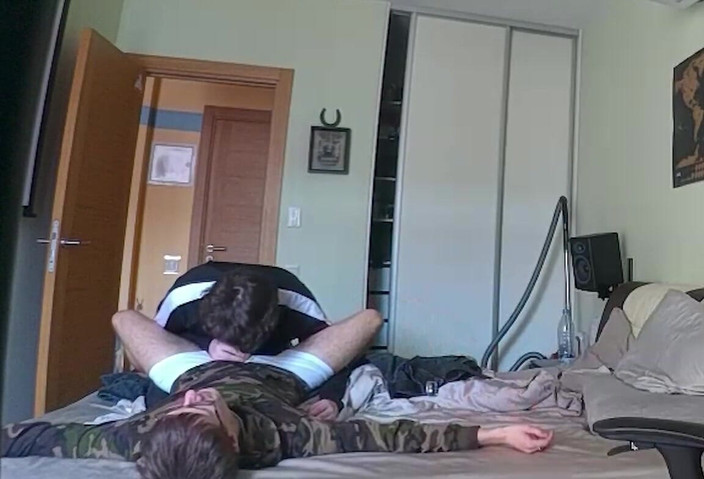 GayDuplo: 男友渴望我的鸡巴！