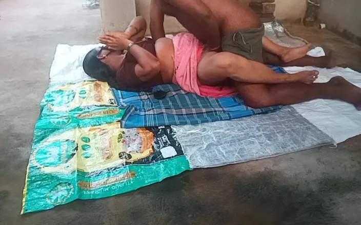 Priyanka314: Desi Priyanka Aunty Fuck with His Young Boy