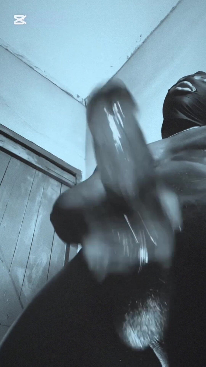 Bbc-godaddy: Частина 2, майстер-селекціонер великих чорних членів гладить і грубо трахає його, поки він не божеволіє