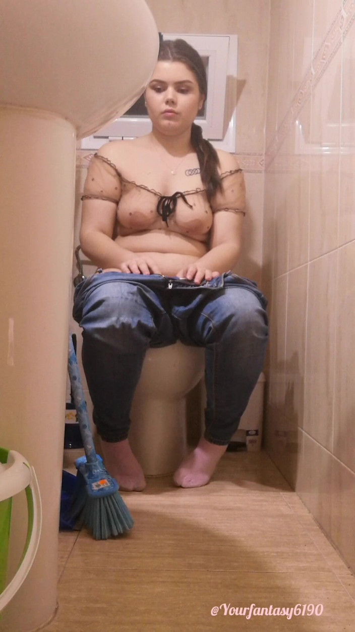 Your fantasy studio: Watching Me on the Toilet 2