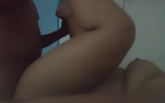 Jicole18: Del 2 Jag knullade min flickvän.