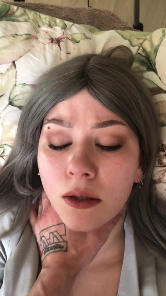 Vilu_and_Mi: Quick Sex with My Friend's Girlfriend Before He Comes in