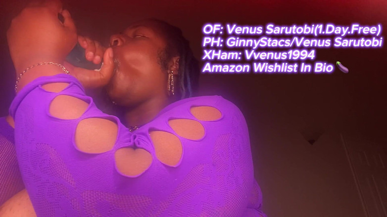 VVenus1994: mörkhyad stor vacker kvinna suger stor kuk våt och slarvig...