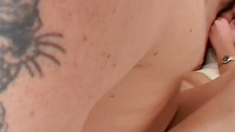 Real Home Made: Beni... Üvey kız kardeşim ve erkek arkadaşı evde - gerçek İtalyan amatör