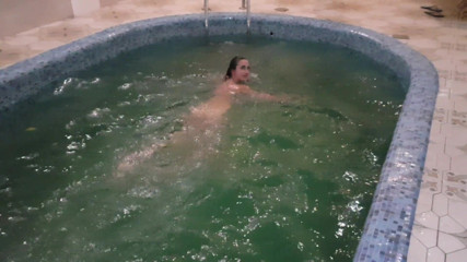 SweetButtocks: Girl Jumps Naked Into the Pool