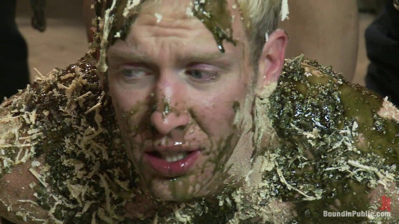 Bound in public: Ned e la mafia gay