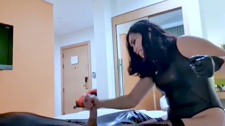 DominaFireOfficial: Mengusik dan penafikan kawalan orgasme oleh Dominafire