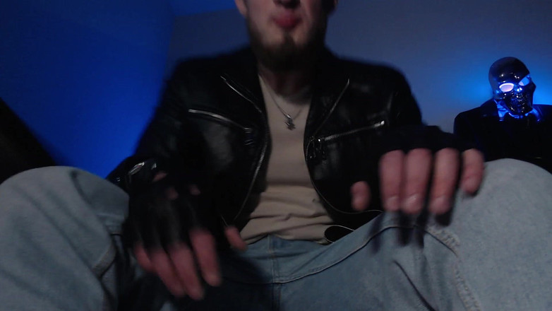 Hunky time: レザーアルファが支配的