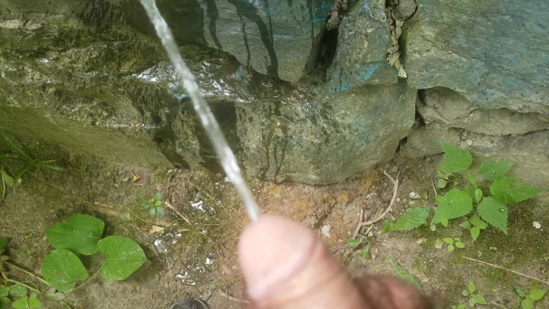 Edmanslol: Musel jsem opravdu špatně čůrat