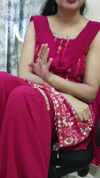 Il cognato ha dato piacere al bhabhi desi con il suo cazzo