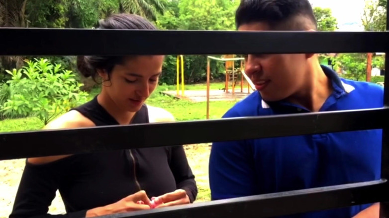 Rorono4zhot: Mit kleidern beim liebesspiel und von alten Erinnerungen verfolgt