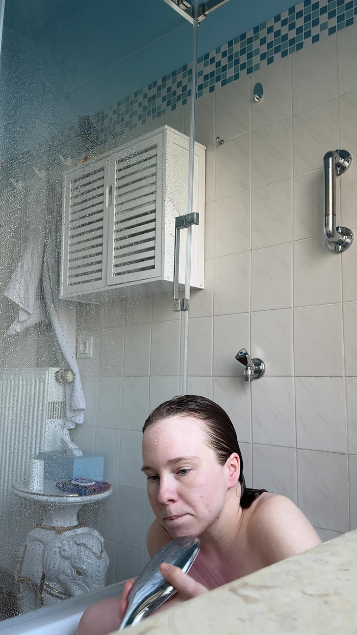 SweetLucy96: Up Close with Me in the Shower