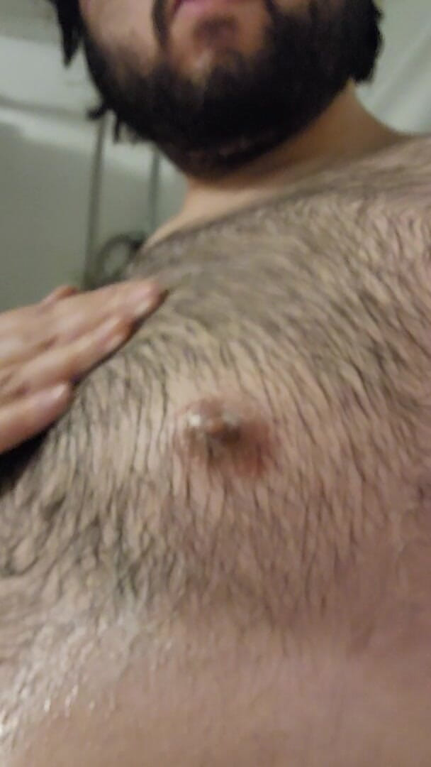 Chunky Belly Boy: Mytí břicha 1