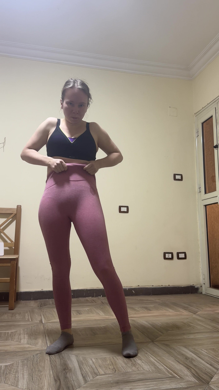 SweetLucy96: Легінси приміряють