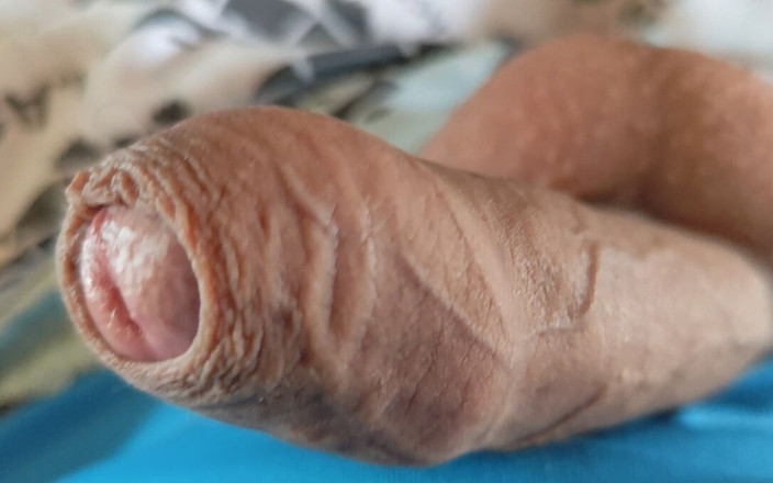 Straight Daddy Club: Il ragazzo si masturba la emosi e il primo piano...