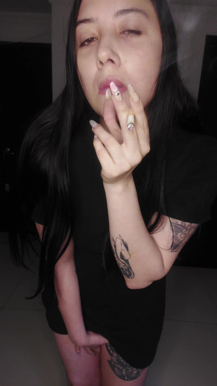 Golden domme: Pute qui fume mp4