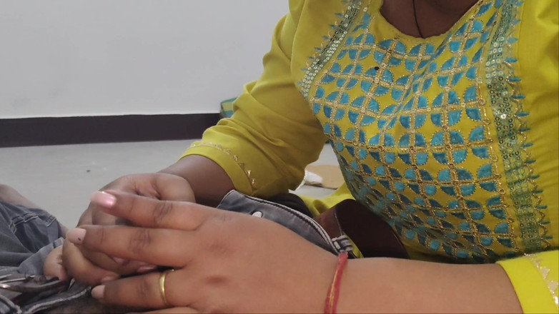 Niharika Thakur: Indisk fru knullar efter ansiktsmask använder full spermapaj spermasprut