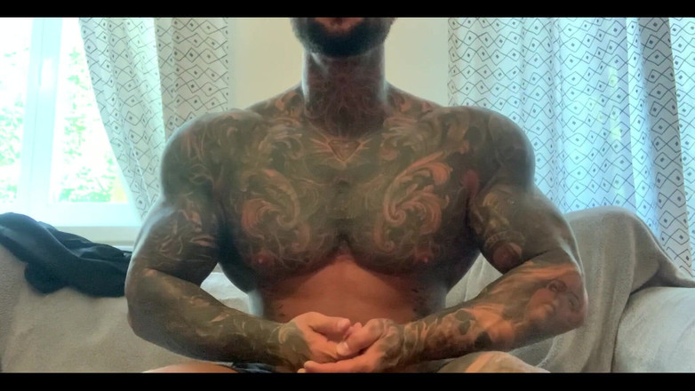 Jasons feet: 我把你缩小，你变得这么小。