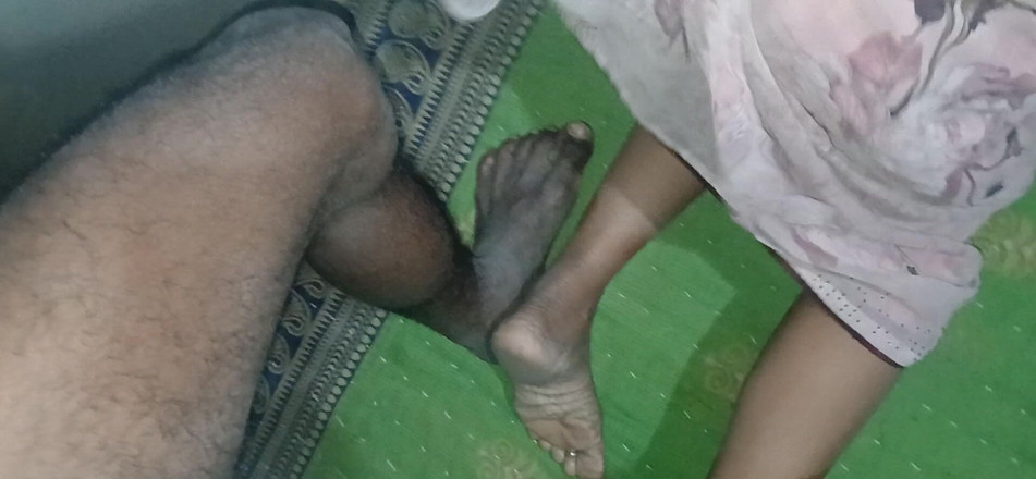 MuzZ-K: Desi Vesnice Bhabhi Ko Doggy Styl Mein Jamkar Choda - Těsný...