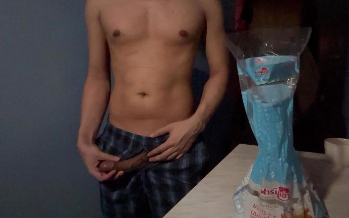 SinglePlayerBKK: 炼乳与面包。
