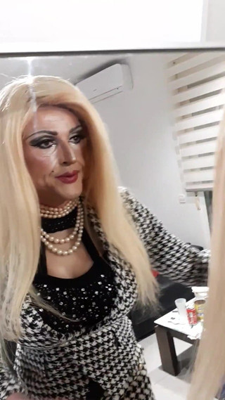 Tatiana Zorrita: 조각 35