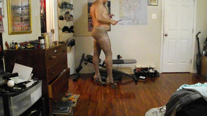 MrLeggs: Gambe leopardato mi fanno venire voglia di implorare