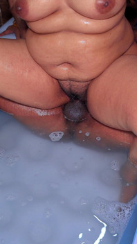 My Hot Stepmom Takes Help for Bath, Stepson Watches Her Stepmom Naked, It Turns Into Hard Rough Fuck with Full Hindi Audio.