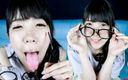 Japan Fetish Fusion: Sensual lamida de gafas juega con Reina Makino