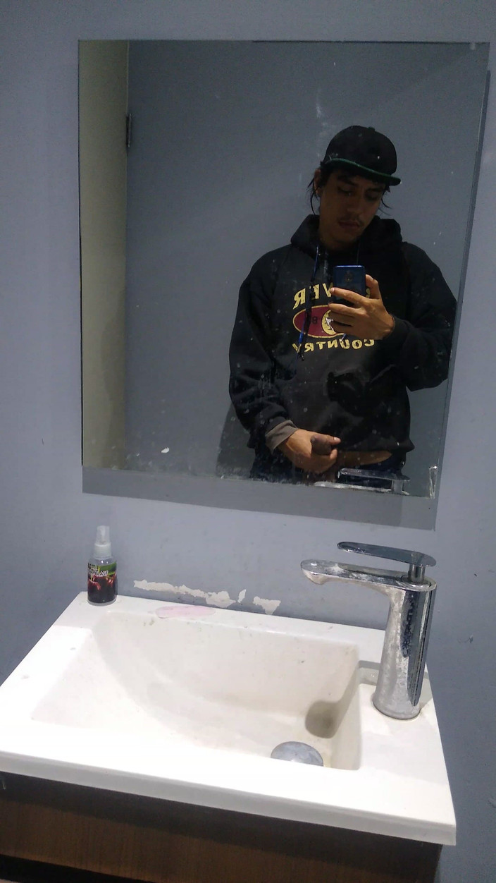 AlexAlejandro13: 公共卫生间