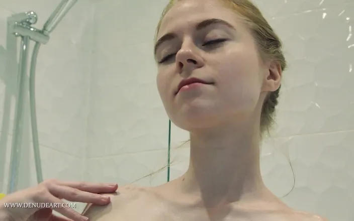 Denudeart: Cute and Sexy Melody Massage Her Self with Oil