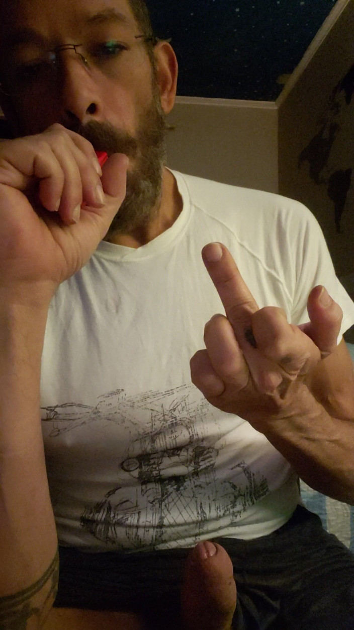 BBIG: Fumer et gros caresses