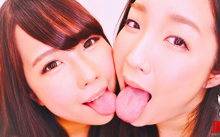 Japan Fetish Fusion: Selfie y observación de la lengua mutua beso lésbico de...