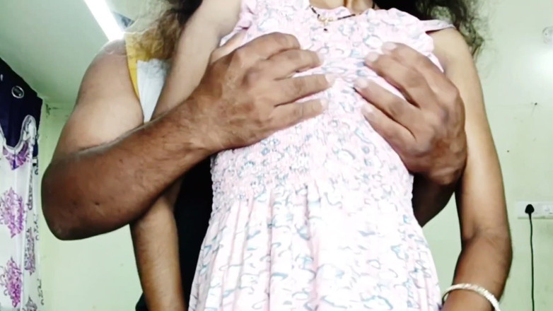 Indianhotcouple: Indiana jovem gostosa romântica fodida por homens maduros