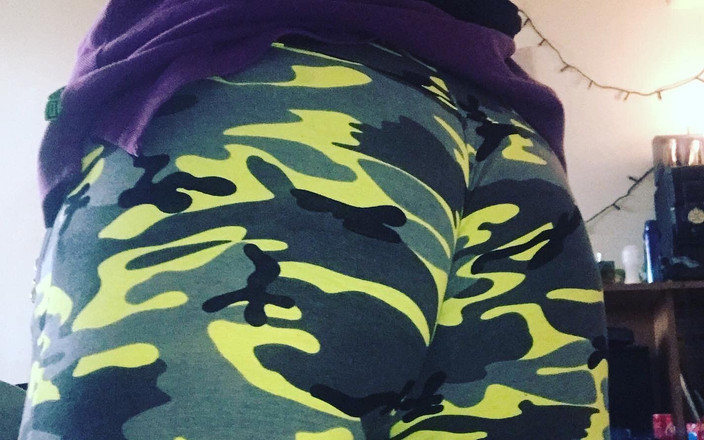 Bootyhoe: 후장 딜도