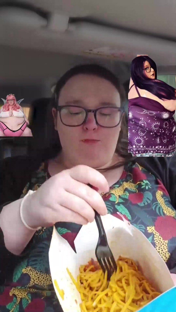 SSBBWLadyBrads: La SSBBW si regala una gustosa sorpresa