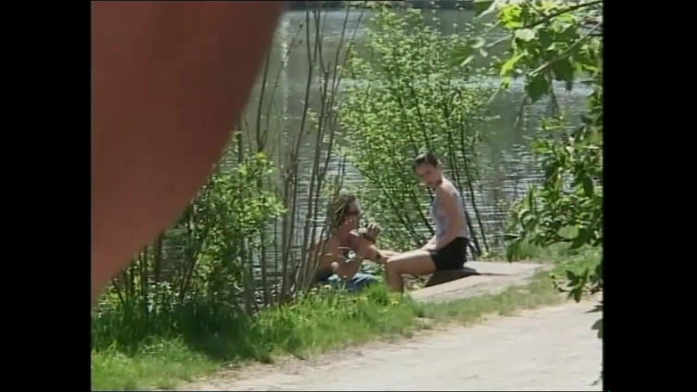 MMV films - The Original: 完璧な体を持つ美しい女の子がロッコ・シフレディと大きな黒人のコックに激しく犯されるHDフルムービー