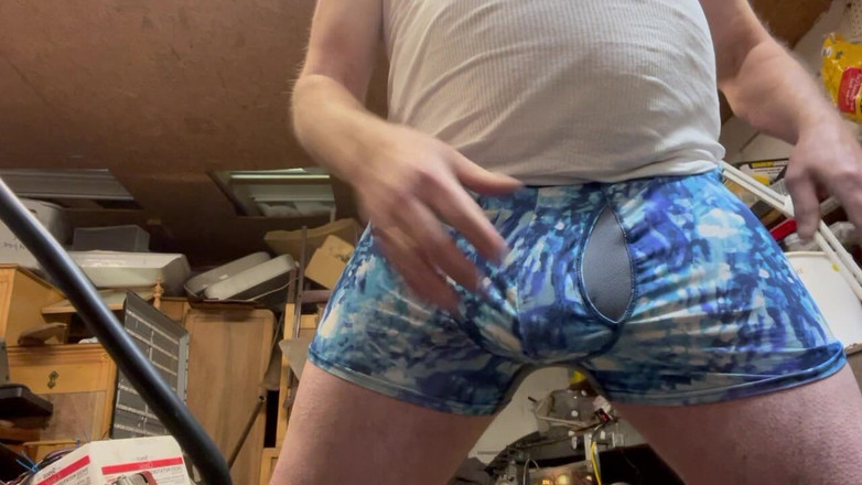 Ilovetoshowmyfun: Szlifierka do drewna wibruje mojego kutasa do orgasim