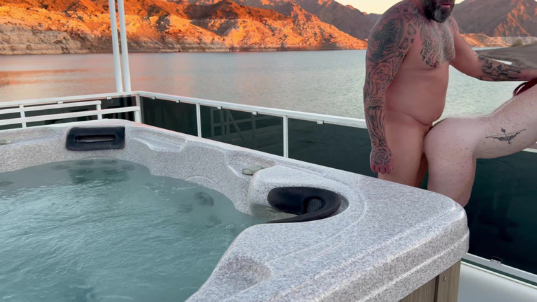 Booty_nbeast: Swinger Cruise Orgy
