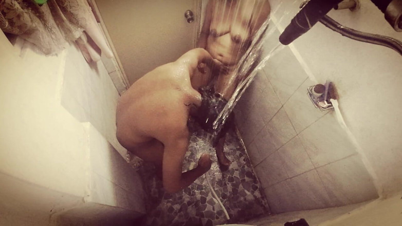 Tina Baby: Hijastra en la ley rogando por padrastro en la leche...