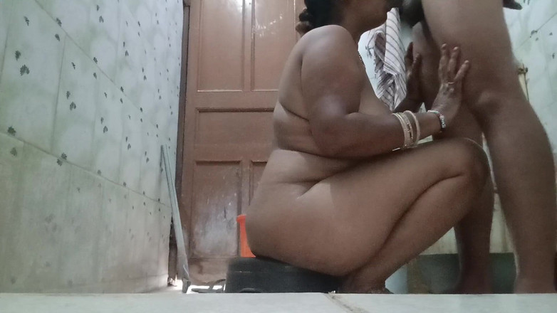 Yourgeeta8899: Desi Beautiful Step Sister's Tight Pussy for the First Time...