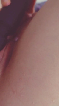 Sexy Girl Can't Stop Squirting!
