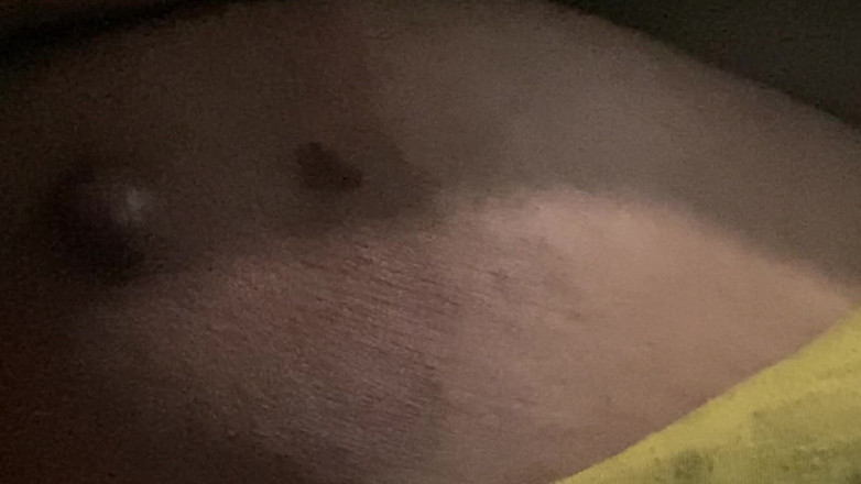 Ritu Bhabhi: Üvey kız kardeşimin göğüslerini gördüm - çok harikalar!